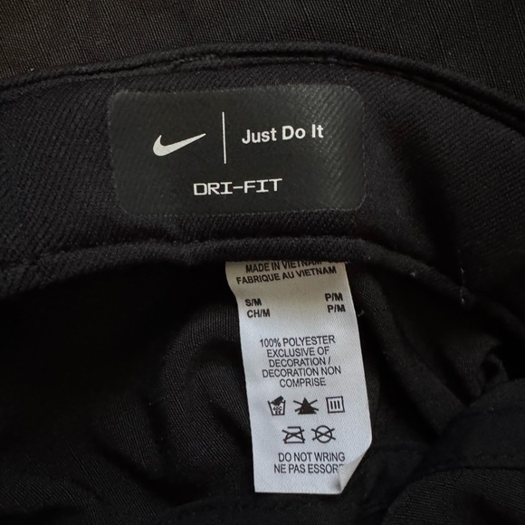 Nike Black Dri-FIT Hat - Picture 2 of 3